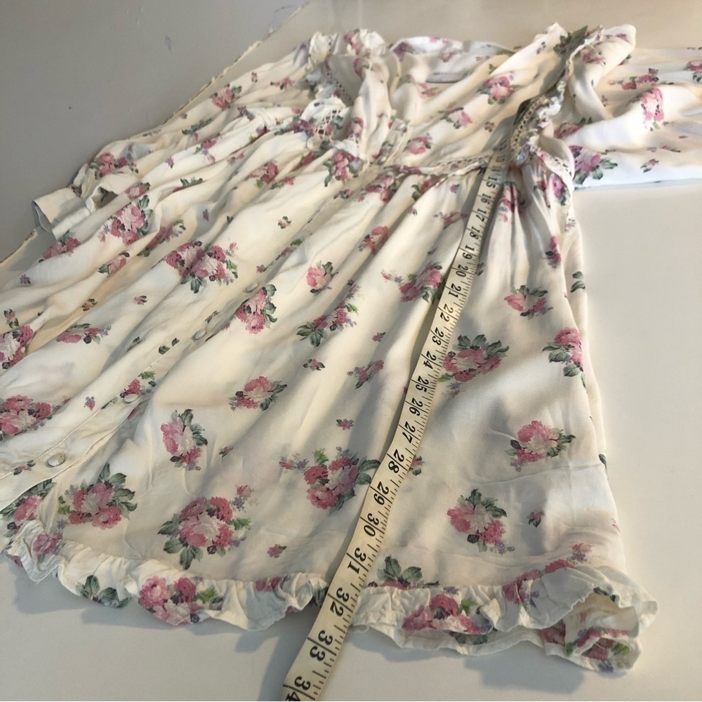 asos floral mini romantic print puff sleeve dress embroidery V-neck button front - Picture 4 of 16